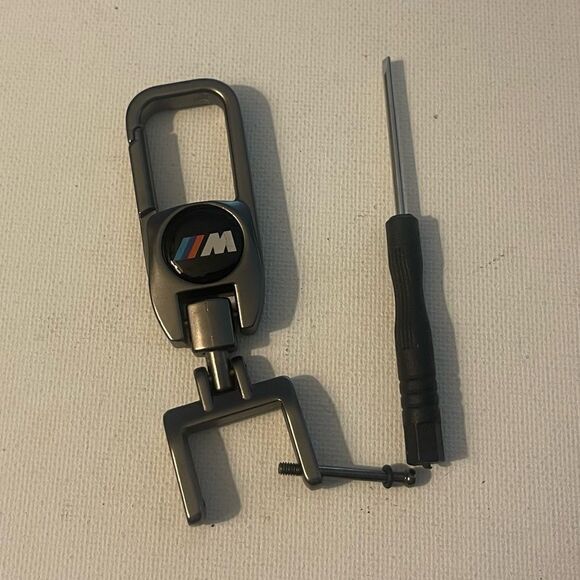 BMW Motorsports Logo Key Fob Keychain in Metal NWT - Picture 4 of 5